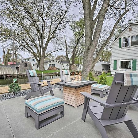 Waterfront Syracuse Home With Patio And Fire Pit! Zewnętrze zdjęcie