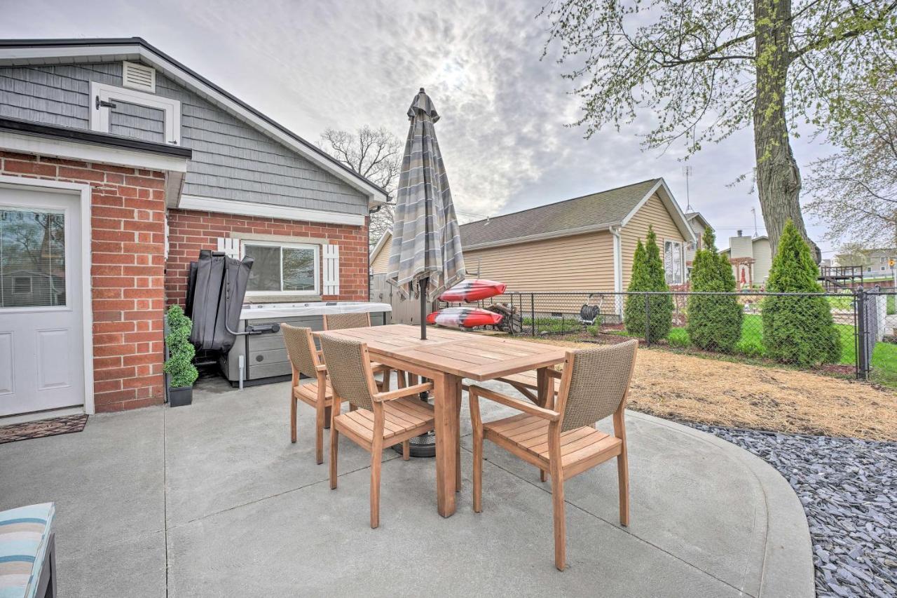 Waterfront Syracuse Home With Patio And Fire Pit! Zewnętrze zdjęcie
