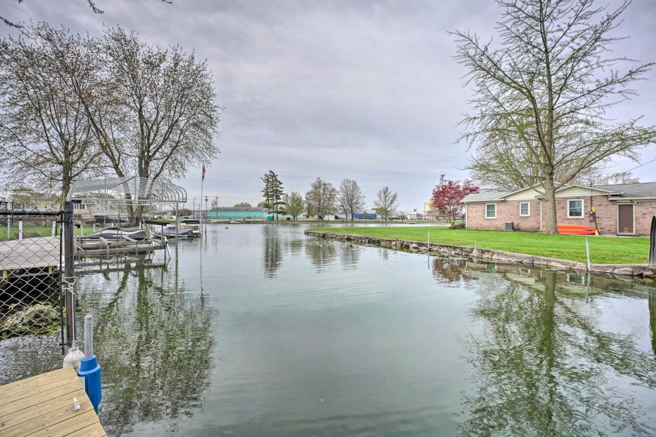 Waterfront Syracuse Home With Patio And Fire Pit! Zewnętrze zdjęcie
